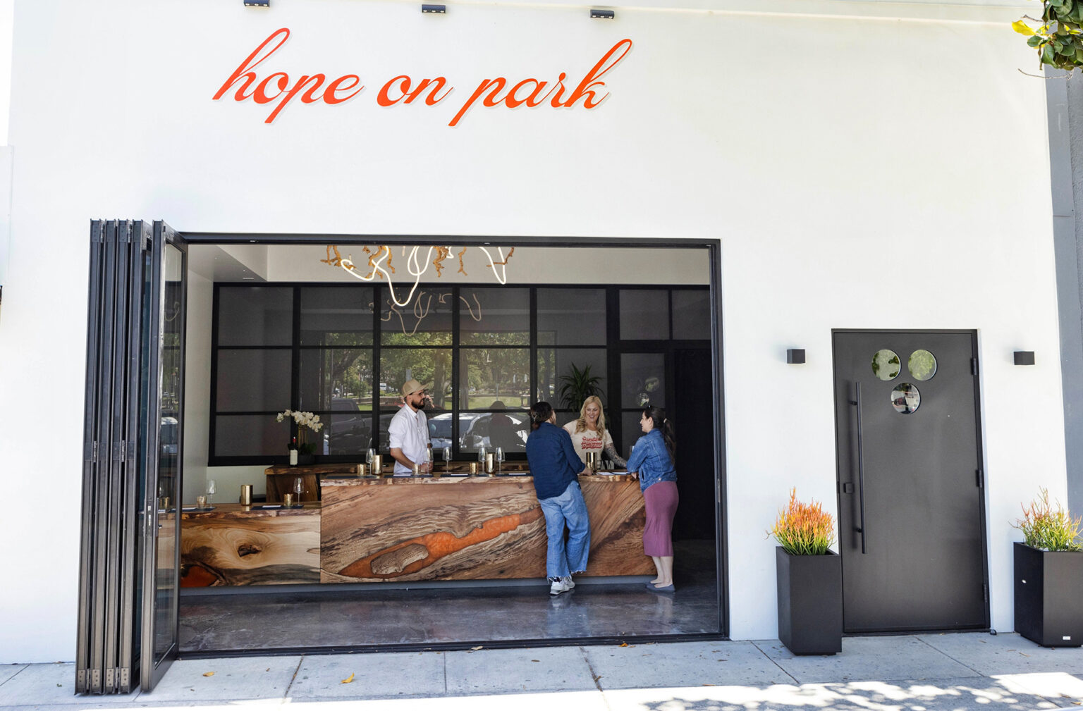 Visit Hope on Park Hope Family Wines